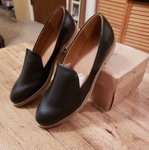 indigo rd Black Loafer *NWB*